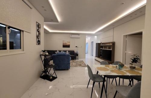 Abha Casa | دور واسع وفخم متكامل قرب لافاندا بارك