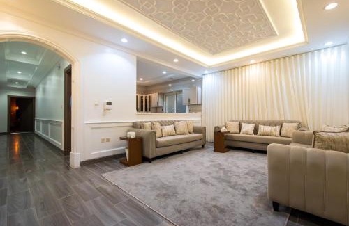 Al Kura Apartamento | سكون للوحدات السكنيه