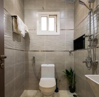 Al Kura Apartamento | سكون للوحدات السكنيه