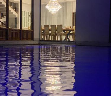 Al Hadd Chalet De Esquí | شالية هواك