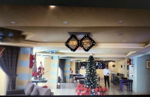 Ras Sudar Chalet De Esquí | شاليهات بورتو ساوث بيتش للأسر فقط An