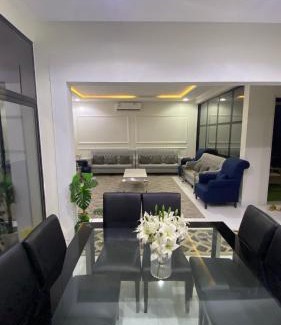 Ar Rass Chalet De Esquí | شاليه الروضه