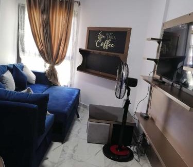 Al-Manasrah Apartamento | شاليه ايجار شقق فندقي بورتو سعيد شالية غرفتين ورسيبشن و2 حمام ارضي بجاردن خاص Hotel chalet for rent in Porto Said
