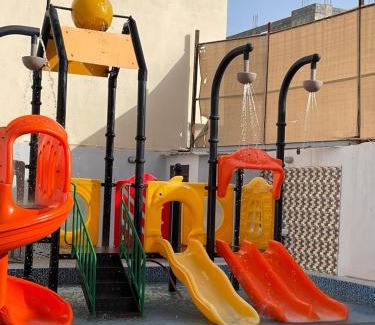 Medina Chalet De Esquí | شاليه بغرفة نوم ومسبح