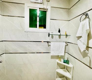 Al Kura Chalet De Esquí | شاليه ضفاف - Difaf Chalet - فخم وجديد وفاخر