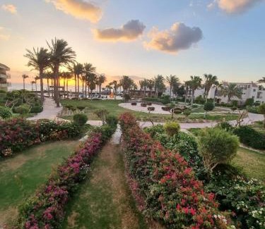 Al-Basatin Chalet De Esquí | شاليه لاجونا باي السخنه Chalet at laguna bay Sokhna