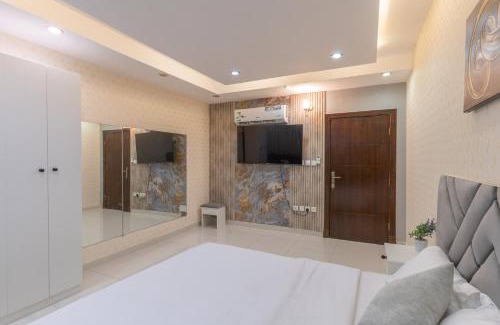 Al Kura Apartamento | شقة الصواري الفاخرة