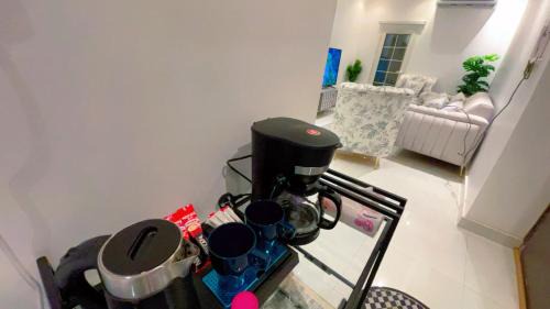 Riyadh Apartamento | شقة بالكامل حي المعذر 1