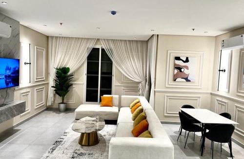 Riyadh Apartamento | شقة بتصميم فاخر وصالة مريحه