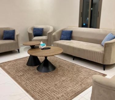 Al Kharj Apartamento | شقة بصالة جلوس وغرفه نوم