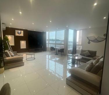 Ash Shati Apartamento | شقة بنظام فيلا مستقلة بالكورنيش apartment with villa system