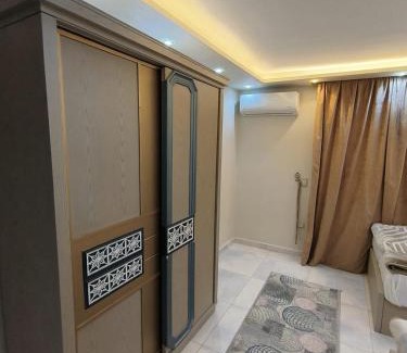 Agouza Apartamento | شقة جديدة رائعة باطلالة جانبية على النيل وبالقرب من جميع الاماكن الحيوية في القاهرة المهندسين