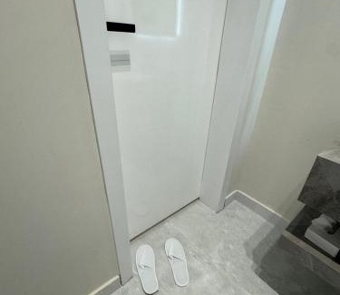 Mizail Apartamento | شقة جديده مكونة من غرفتين نوم صالة مطبخ