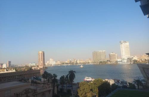 Al Duqqi Apartamento | شقة راقية بجوار السفارة السعودية على النيل