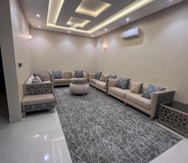 Khamis Mushait Apartamento | شقة غرفتين ومدخل سيارة دور ارضي الضيافة