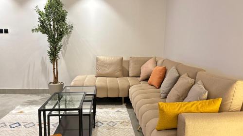 Riyadh Apartamento | شقة فاخرة ومميزة في حي الملقا - luxury premium apartment in Al Malaga