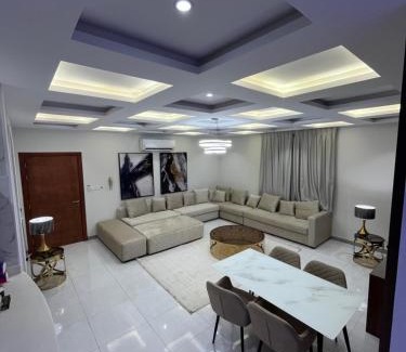 Al-Safa Casa | شقة فندقية راقيه ثلاث غرف نوم