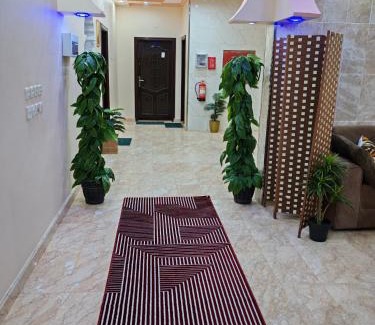Ar Rayis Apartamento | شقة مريحة وهادئه غرفتين وصالة شخصين مع أطفال الرايس