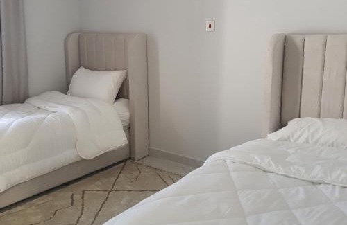 Az Zuhur Apartamento | شقة مفروشة