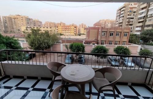 Nasr City Apartamento | شقة مكرم عبيد للعائلات فقط 21 families only