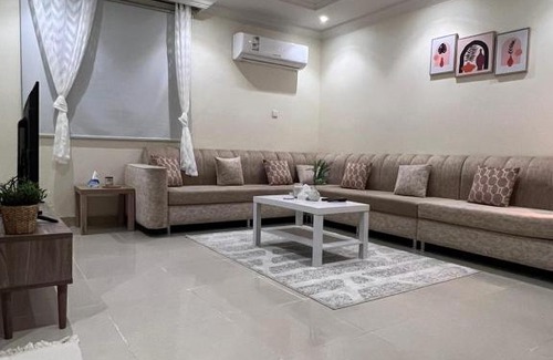 Hera Street Apartamento | شقة مؤثثة من غرفتين وصالة ومطبخ