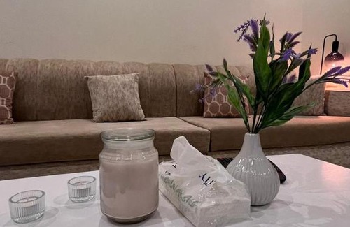 Hera Street Apartamento | شقة مؤثثة من غرفتين وصالة ومطبخ