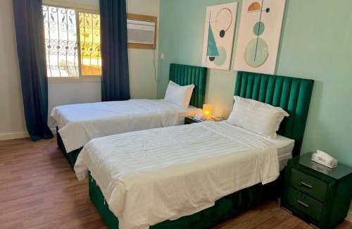 Dammam Apartamento | شقة 6 بأثاث مريح ثلاث غرف نوم