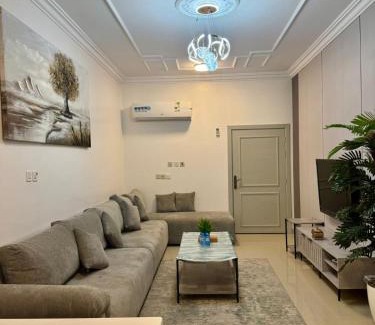 Al-Hofuf Apartamento | شقق عائلية ثلاث غرف وحمامين وصاله ونت مجاني