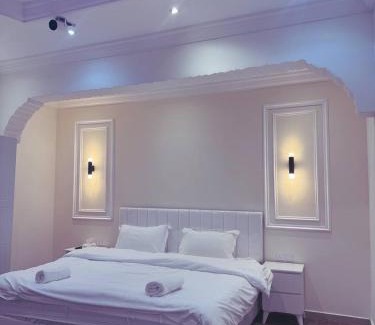Sari Street Apartamento | شقق فاخرة بحي الروضة مع سينما بغرفة النوم