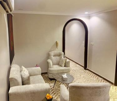 Mecca Apartamento | شقق كوثر النزهة الفندقية