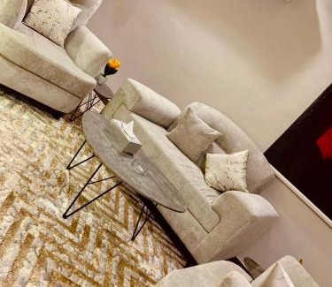 Mecca Apartamento | شقق كوثر النزهة الفندقية