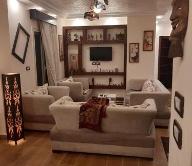 Al-Muntazah Apartamento | شقه بالمعموره الشاطئ
