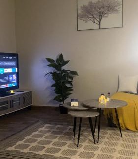 Ghirnatah Apartamento | شقه بصاله أنيقه وغرفه نوم
