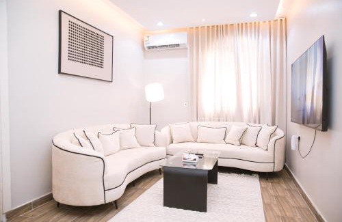 Ghirnatah Apartamento | شقه غرفة وصالة بتصميم مودرن فاخر ودخول ذاتي