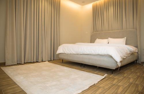 Ghirnatah Apartamento | شقه غرفة وصالة بتصميم مودرن فاخر ودخول ذاتي