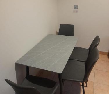 Al Ulaya Apartamento | شقه مفروشه دوبلكس من غرفتين نوم حى العليا الخبر