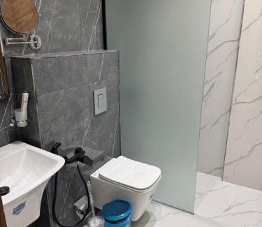 Riyadh Apartamento | شواهق للشقق المخدومة2