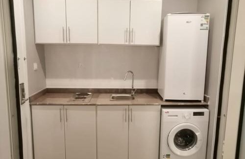 Arar Casa | غرفة فاخرة مع دورة مياه ومطبخ بحي الضاحية