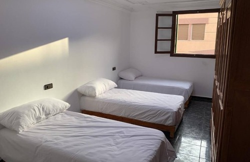 Beni Ansar Apartamento | غرفة مفوشة مشتركة One-Bedroom Apartment