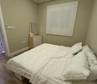 Riyadh Apartamento | غرفة وصالة فندقية حي حطين