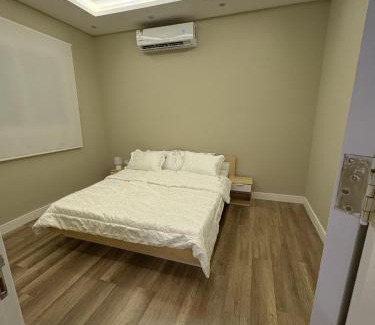 Riyadh Apartamento | غرفة وصالة فندقية حي حطين