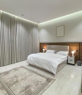 Al Kharj Apartamento | غرفة وصالة فندقية في حي الورود