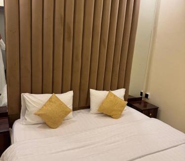 Jizan Apartamento | غرفة وصالة مجمع الزارب