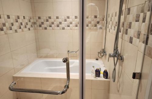 Diplomatic Area Apartamento | فندق سنتارا .كورنيش الدوحة