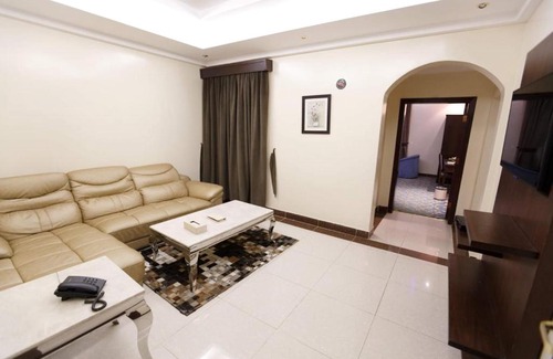Yanbu Apartamento | قصر اليمامة للشقق المخدومة Al Yamama Palace Serviced Apartments