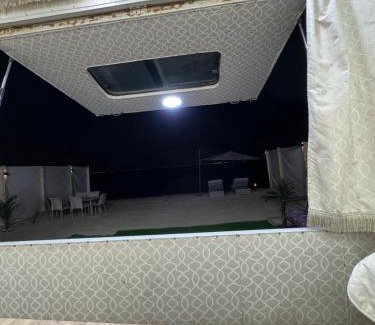 Dhahran Otro | كرفان السرور على البحر