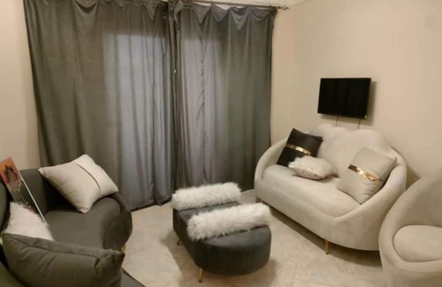 Nasr City Apartamento | كومباوند جاردينيا سيتي طريق السويس