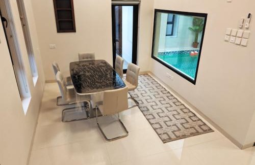 Nizwa Chalet De Esquí | لآلي شاليه Laali Chalet