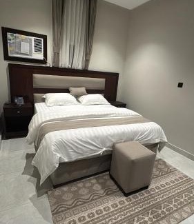 Jizan Apartamento | مجمع الملكة بصامطة غرفة فندقية راقيه تلبيي احتياجات الضيوف