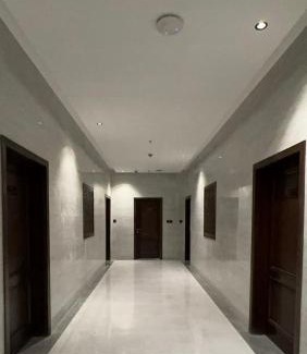 Jizan Apartamento | مجمع الملكة بصامطة غرفة فندقية راقيه تلبيي احتياجات الضيوف